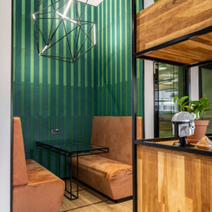 KONTO egyedi zajcsillapító falburkolat